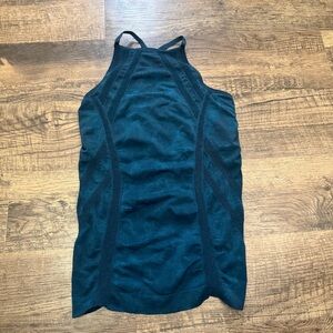 Athleta Navy Medium Tank Built in Bra No Pads Blue Activewear Top